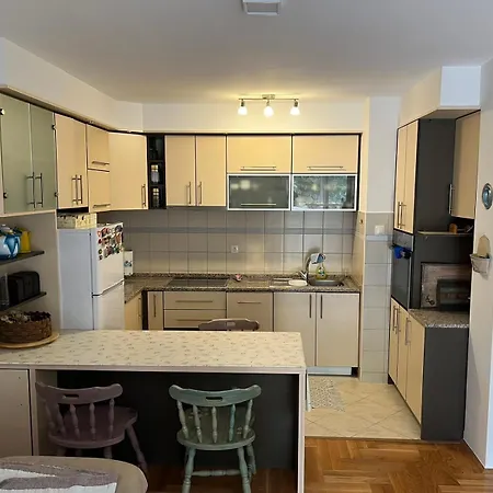Apartment Nada *